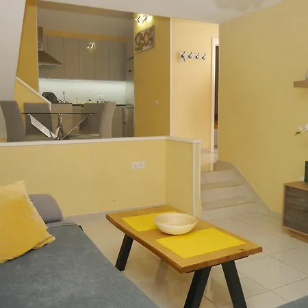 Garden * Playa Feñabe